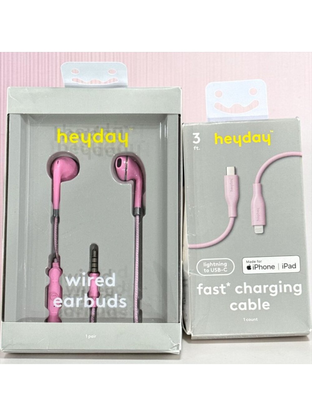 Heyday Wired Earbuds & 3 Ft Lightning To USB-C Fast Charging Cable Pink New In B